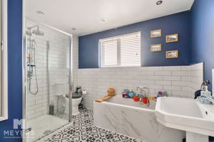 Photo 14- click for photo gallery